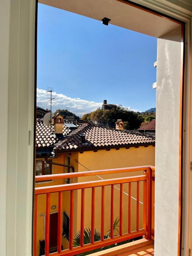Appartamenti Le Tre Rose Torbole Sul Garda Exterior foto